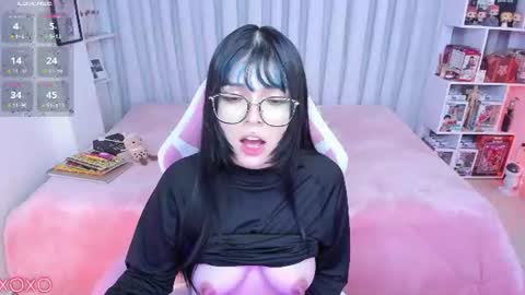 Hanna  Idependent Model  online show from August 7, 4:45 am
