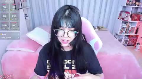 Hanna  Idependent Model  online show from August 18, 5:57 am