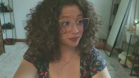 Mara Independent model online show from August 4, 7:22 pm
