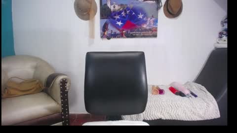 _misspriss online show from July 2, 12:44 am