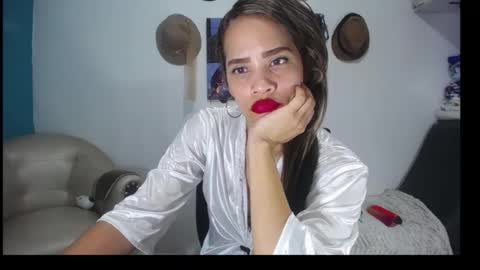 _misspriss online show from July 5, 1:08 am