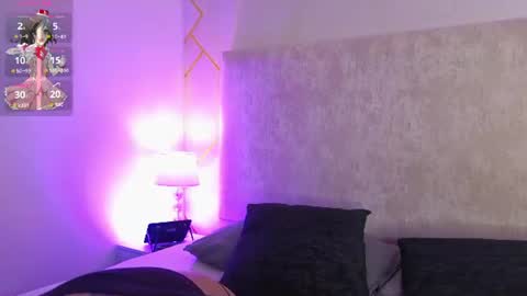 _misty_bl0od online show from August 6, 12:26 pm