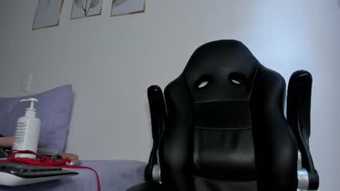_molly_rosse_ online show from August 5, 5:33 pm