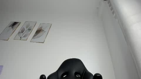 _molly_rosse_ online show from August 6, 12:04 pm