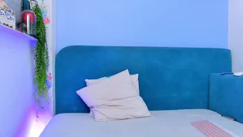 Saylormoonx     Moonsy online show from August 4, 6:32 am
