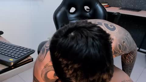_mrcock_ online show from August 9, 9:38 pm
