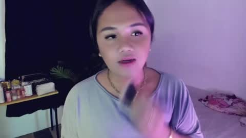 Angel online show from August 12, 12:40 pm