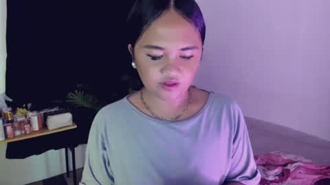 Angel online show from August 13, 12:52 pm