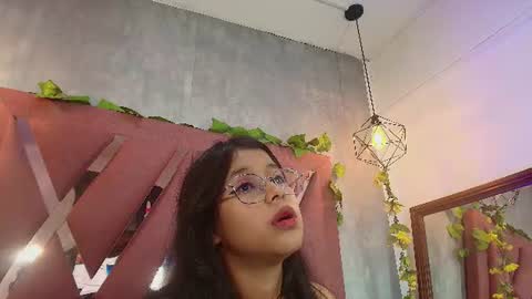 Nana online show from August 1, 2:12 pm