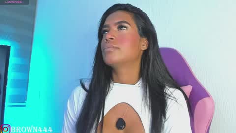 naomi brown online show from May 25, 3:19 am
