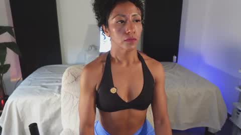 _nayra_ online show from August 7, 8:42 pm