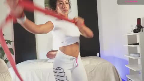 _nayra_ online show from August 8, 2:50 pm