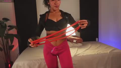 _nayra_ online show from August 10, 3:24 pm