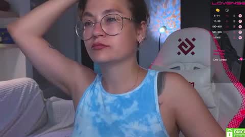 Mia    online show from July 29, 10:55 am