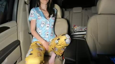 Lori  free  acount  online show from August 15, 1:09 am