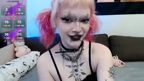 Nicole online show from July 21, 5:33 am
