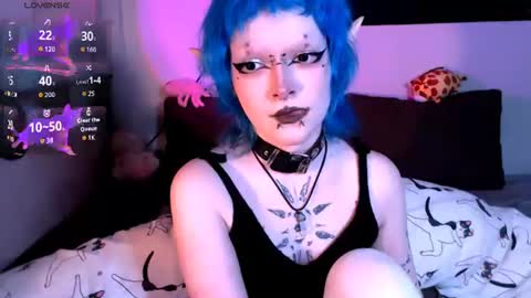 Nicole online show from July 28, 1:11 am