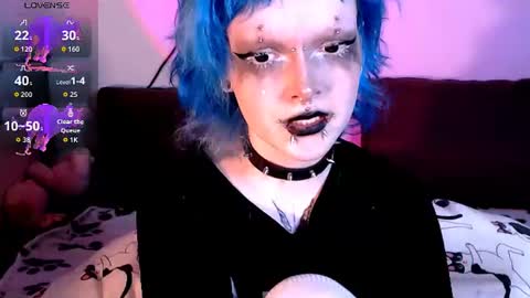 Nicole online show from August 2, 9:55 pm