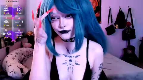 Nicole online show from August 9, 1:56 pm