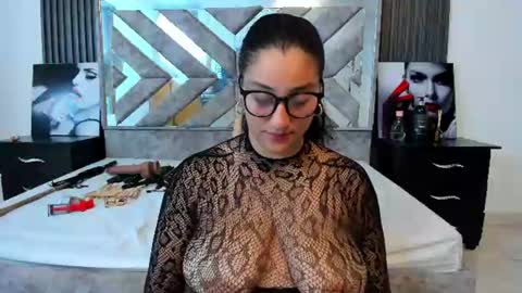  NicoleSweet1 online show from July 23, 12:13 am