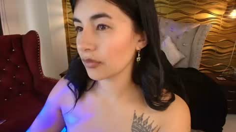 Nina Harpper online show from August 5, 5:11 pm