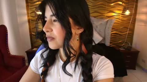 Nina Harpper online show from August 6, 6:29 pm