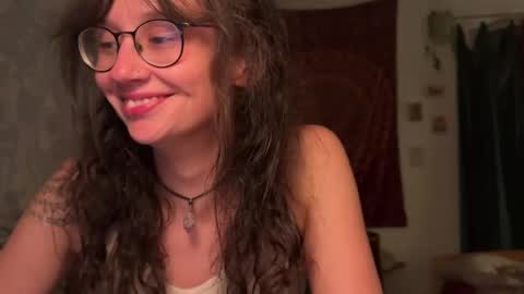 Mila online show from April 27, 11:48 pm