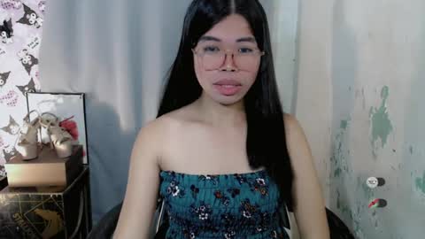 _odette22 online show from July 30, 12:23 pm
