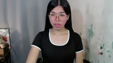 _odette22 online show from August 3, 2:13 pm