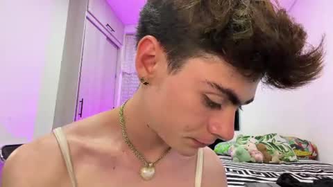 esteban online show from August 5, 3:59 am