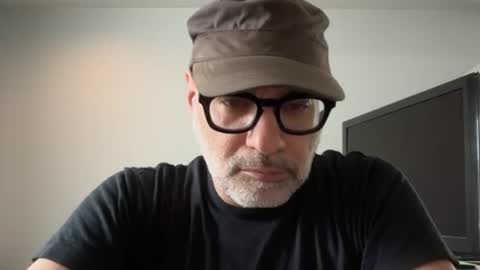 PILL online show from August 10, 5:14 pm