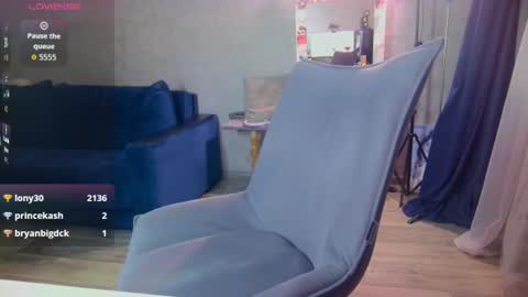 Ilona online show from August 7, 4:51 pm