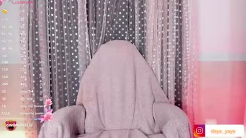 pinki online show from August 9, 9:43 am