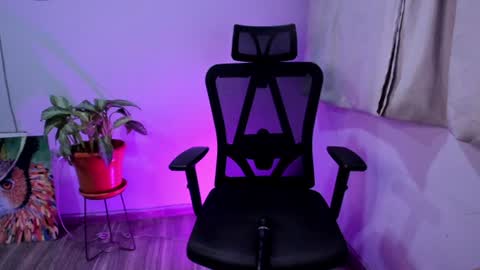 Cherry online show from August 7, 2:11 am