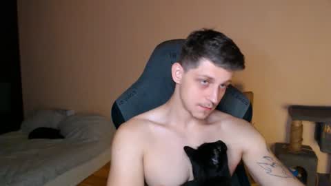 Vampire online show from August 7, 6:02 am