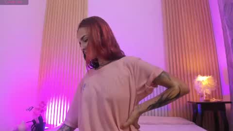 _ravynrouge1 online show from August 5, 12:58 pm