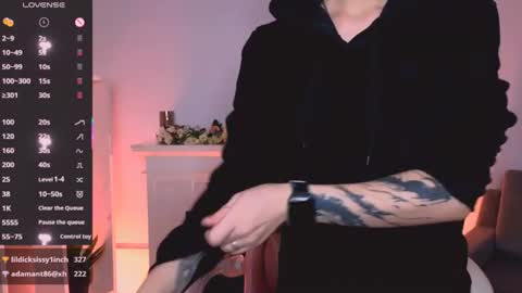 Rein online show from August 14, 9:29 pm