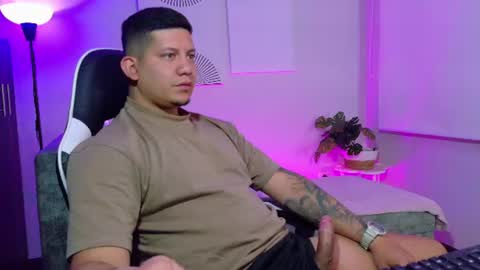 Roberto online show from July 4, 1:57 pm