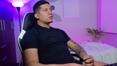 Roberto online show from July 16, 1:34 pm