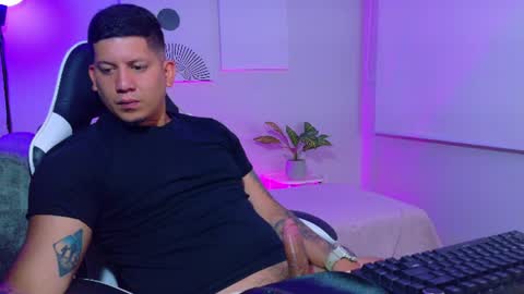 Roberto online show from August 8, 7:19 am