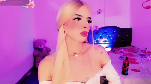 Rose De Witt online show from August 12, 9:06 pm