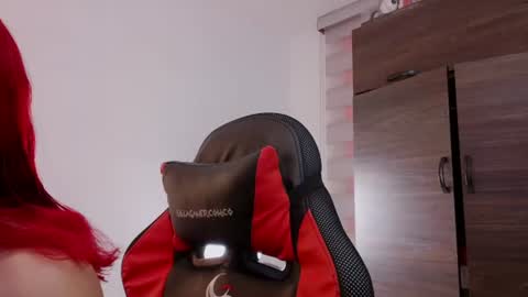 Selene online show from August 10, 2:40 pm