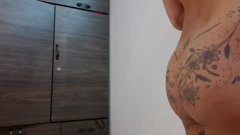 Selene online show from August 11, 3:03 pm