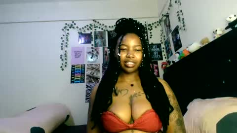 Abbie online show from August 6, 11:37 pm