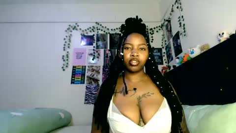 Abbie online show from August 10, 9:16 pm