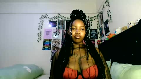 Abbie online show from August 11, 8:22 pm