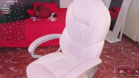 _sharlotte777 online show from August 8, 2:06 pm