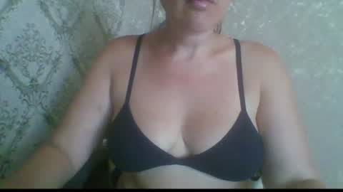 _sladkiegubki_ online show from August 13, 11:35 am