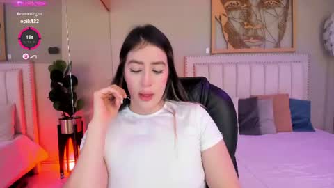   640  200   online show from August 3, 8:38 pm