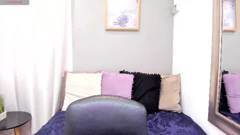    640  200   online show from August 8, 7:58 pm